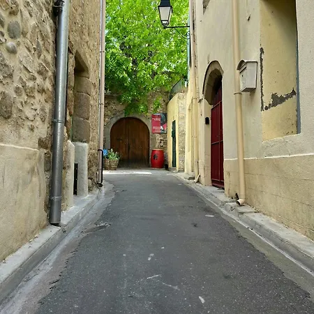 Maison De Village Au Bord De La Riviere *